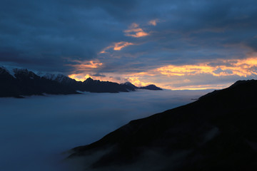 牛背山