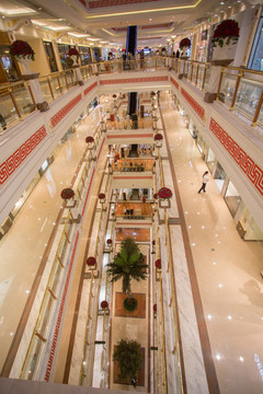 商场走廊
