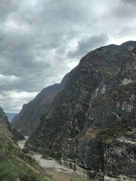 虎跳峡 藏区高山 大峡谷