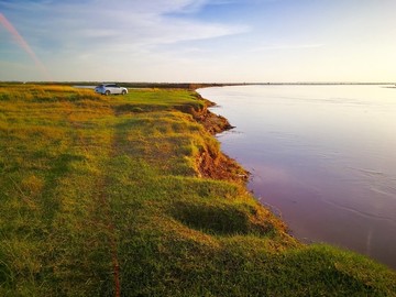 黄河岸边