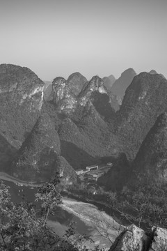 水墨远山