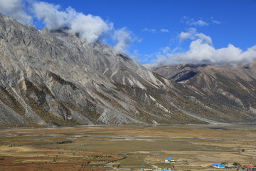 高山丘壑 雪山