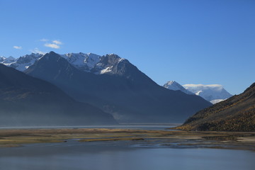 湖光山色