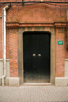 建国西路168号