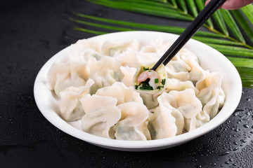 虾仁水饺