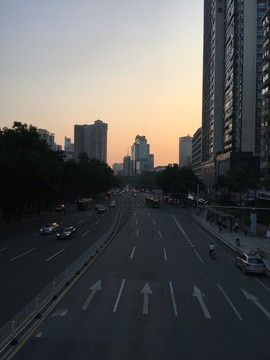 广州市环市中路路口