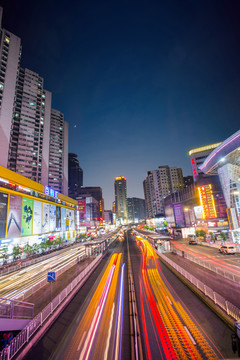 岗顶夜景