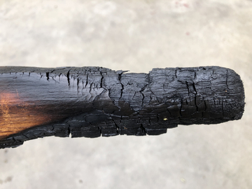 木炭 木头 燃烧