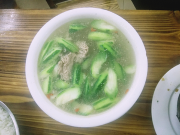丝瓜瘦肉汤