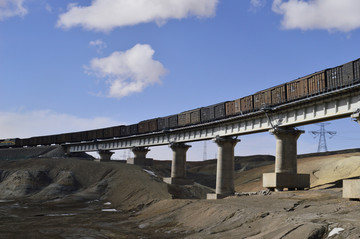 火车高架桥