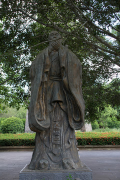 孔子雕塑