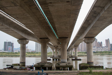 晋江河上的成洲特大桥
