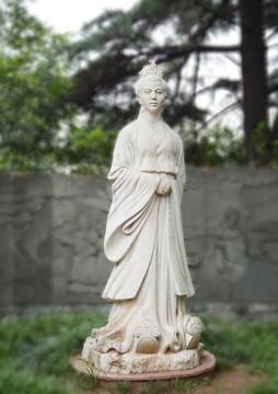 马皇后塑像