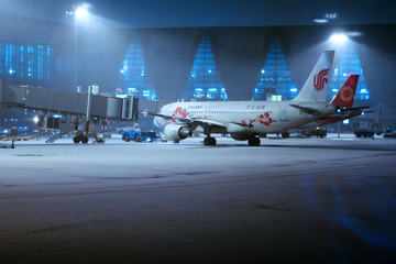 大雪之夜 沈阳机场 中国国航