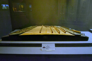 杨琴，旧社会乐器