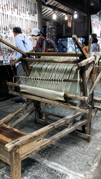 纺车织布机