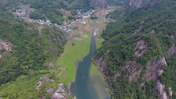 高山峡谷 水库