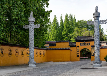 安徽凤阳龙兴寺