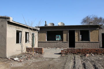 拆迁中的农村老房子