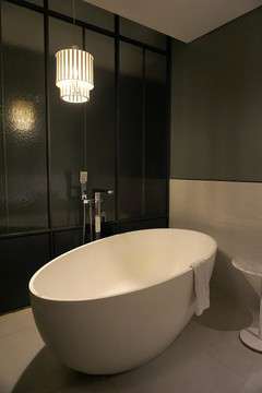 商务酒店 浴室 浴缸
