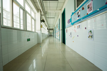 小学 走廊