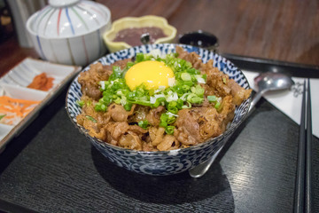 经典牛肉丼饭