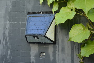 太阳能LED户外壁灯