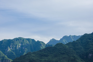 山峦 山地