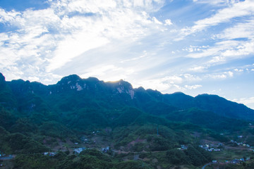 大山 高山