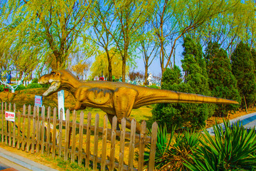 泰达航母公园恐龙塑造像