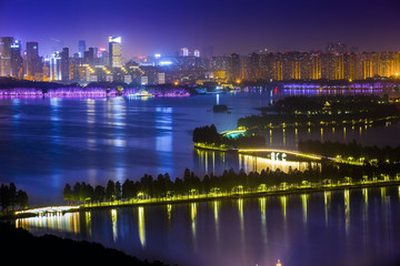 东湖绿道夜景