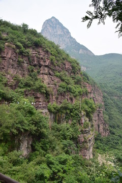 红石峡峡谷风景