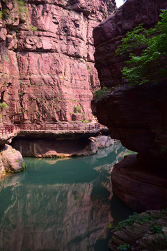 红石峡峡谷