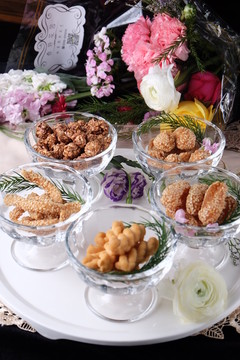小食