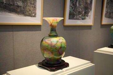 宝石花瓶