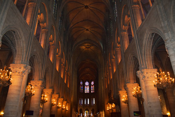 巴黎圣母院内景