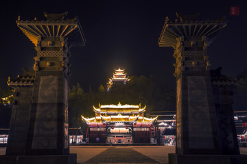 彭水九黎城百戏楼夜景