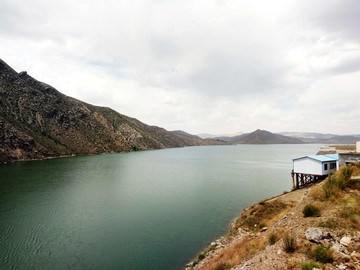 哈拉沁水库