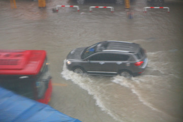 水浸街