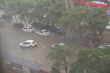 水浸街