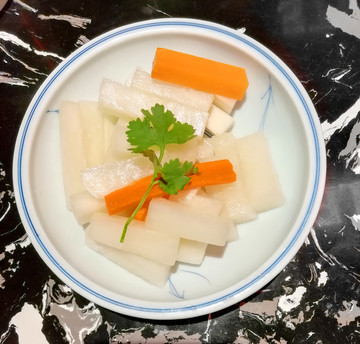小菜酸萝卜