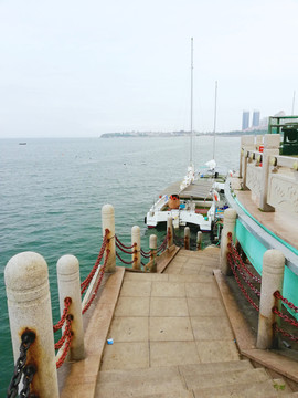 烟台滨海游艇码头