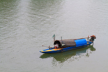 湖南湘江上的渔船