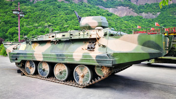 63式装甲运兵车