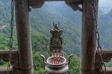 湖北武当山南岩风光