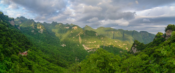 湖北武当山自然风光