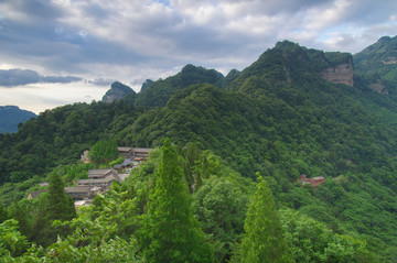 湖北武当山自然风光