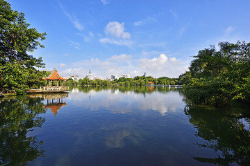 湖景