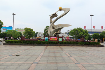 衡阳广场 大雁 雕塑