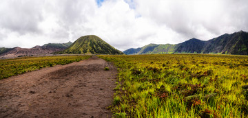 布罗莫火山口